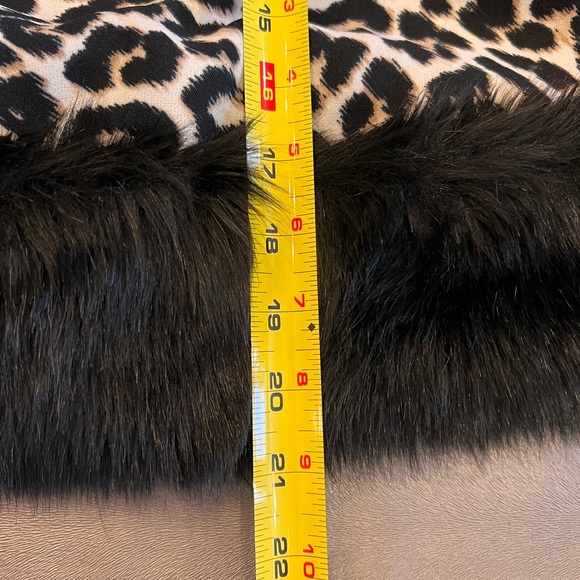 Worthington Leopard print top. Size PS - Picture 4 of 6